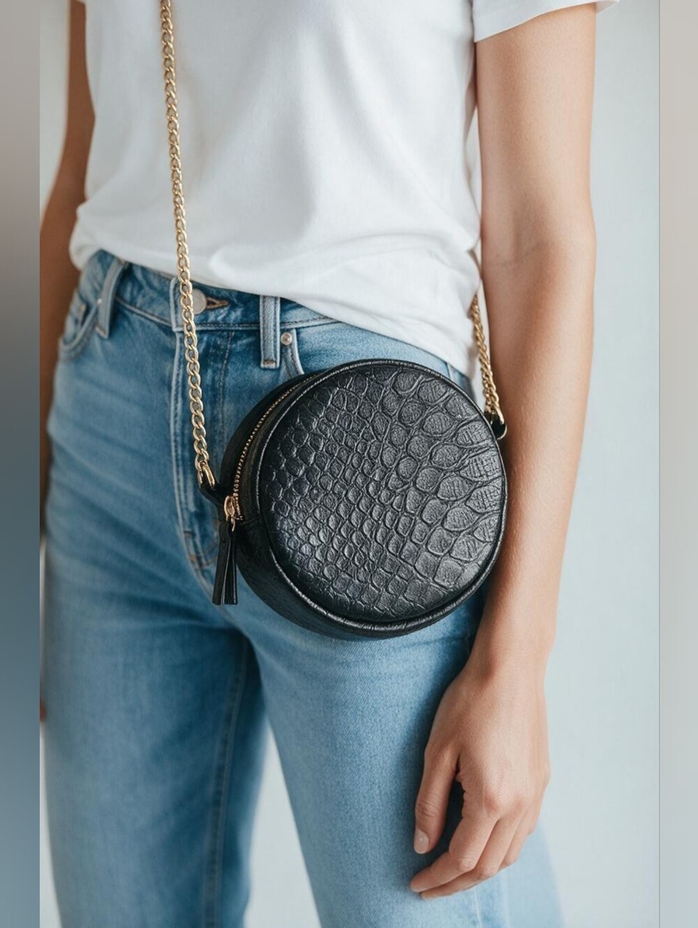 Jules Kae Black Round Crossbody Bag NWT